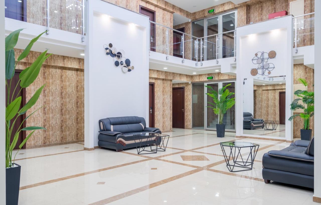 Aura Hotel Tbilisi Bagian luar foto